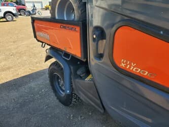 Image of Kubota RTV-X1100 equipment image 4
