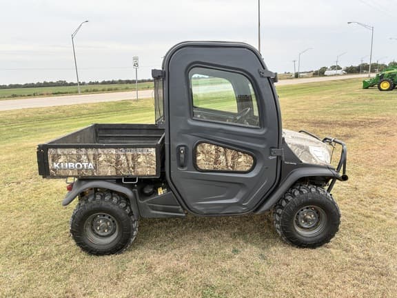 Image of Kubota RTV-X1100C equipment image 3