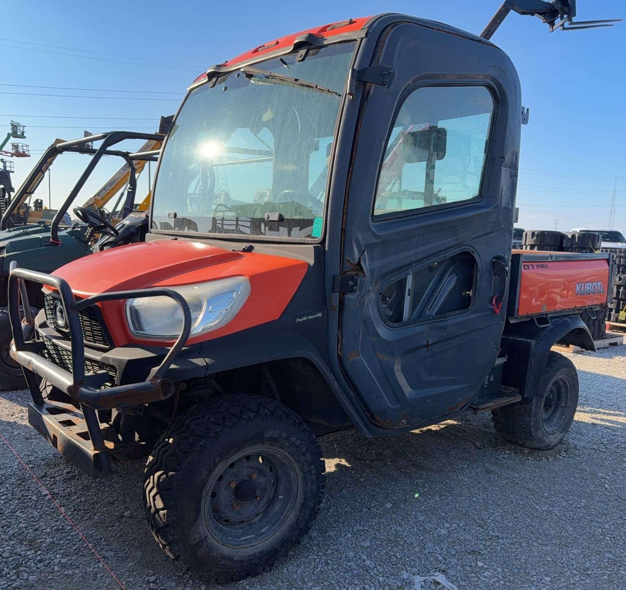2015 Kubota RTV-X1100C Equipment Image0
