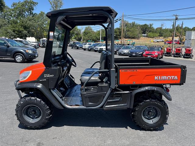 Image of Kubota RTV-X900 equipment image 2