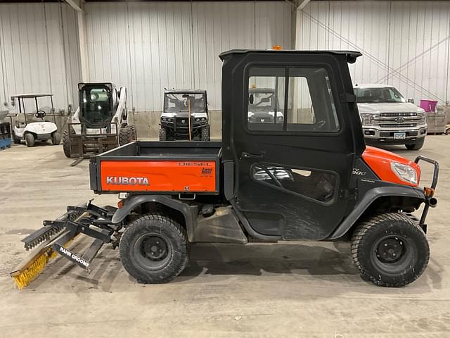 Image of Kubota RTV-X900 equipment image 3