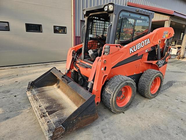 Image of Kubota SSV65 equipment image 1