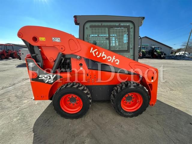 Image of Kubota SSV75 equipment image 3