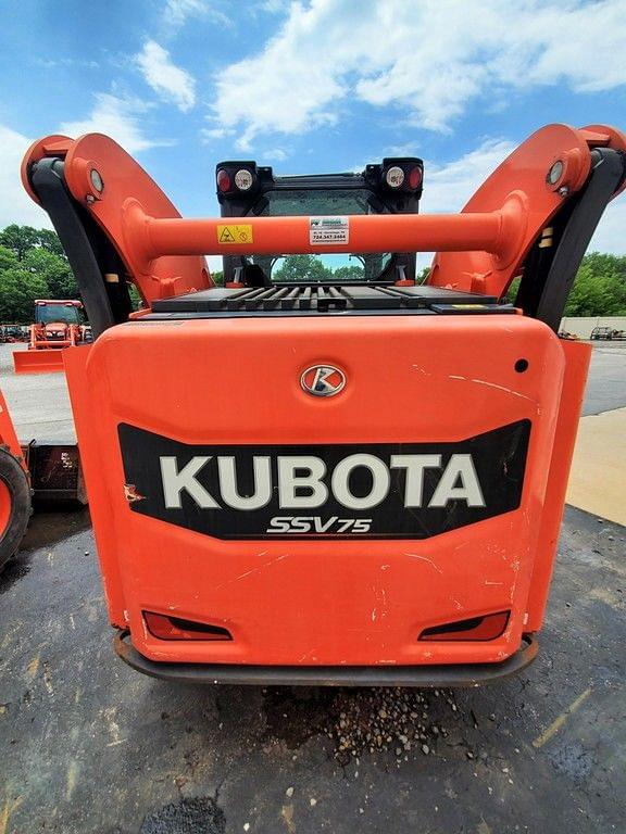 Image of Kubota SSV75 equipment image 2