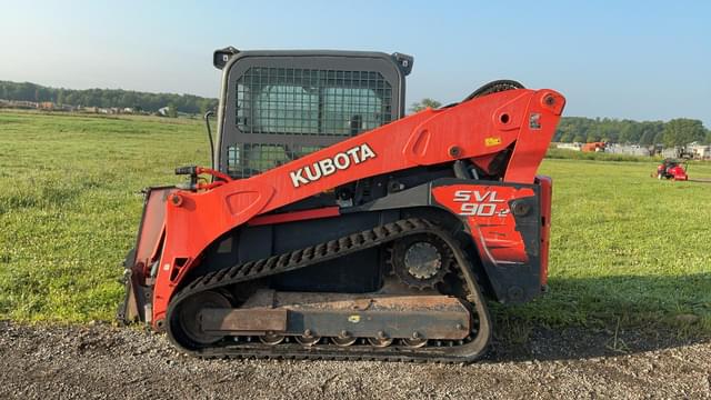Image of Kubota SVL90-2 equipment image 1