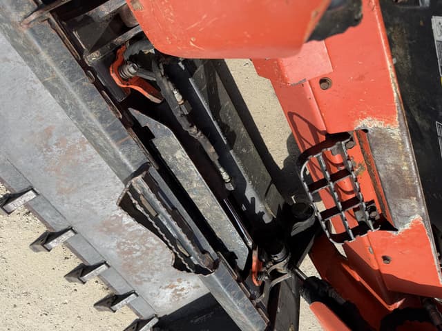 Image of Kubota SVL75-2 equipment image 4