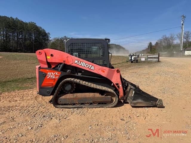 Image of Kubota SVL75-2 equipment image 2
