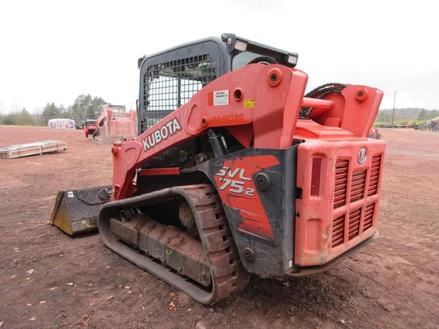 Image of Kubota SVL75-2 equipment image 2