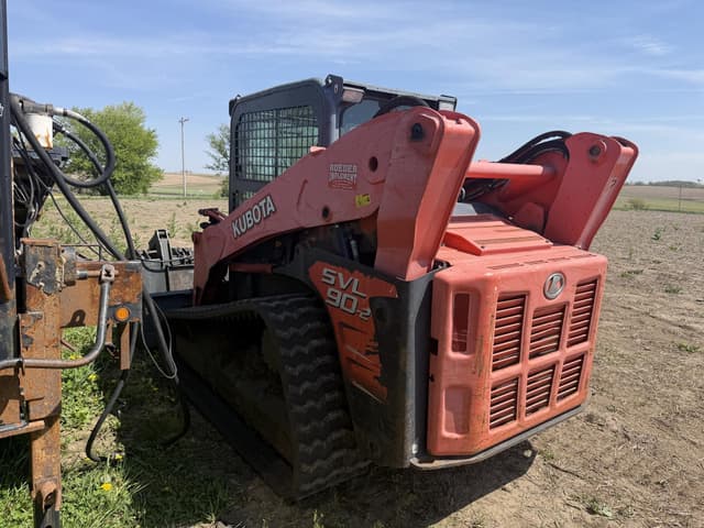 Image of Kubota SVL90-2 equipment image 3
