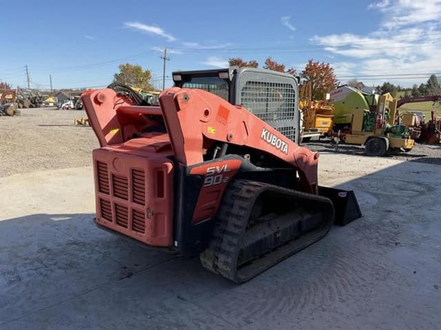 Image of Kubota SVL90-2 equipment image 3