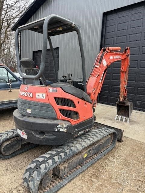 Image of Kubota U25 equipment image 1