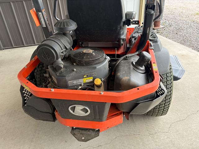 Image of Kubota Z724X equipment image 3