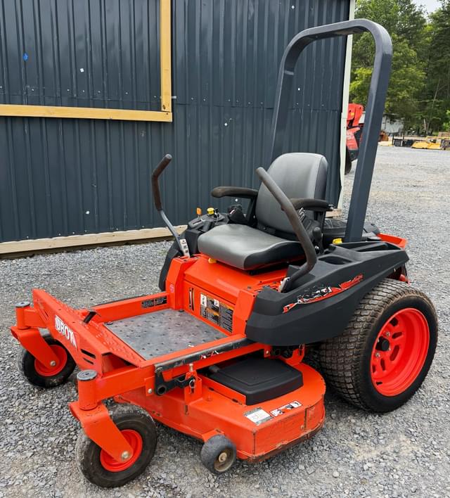 Image of Kubota Z122E equipment image 2