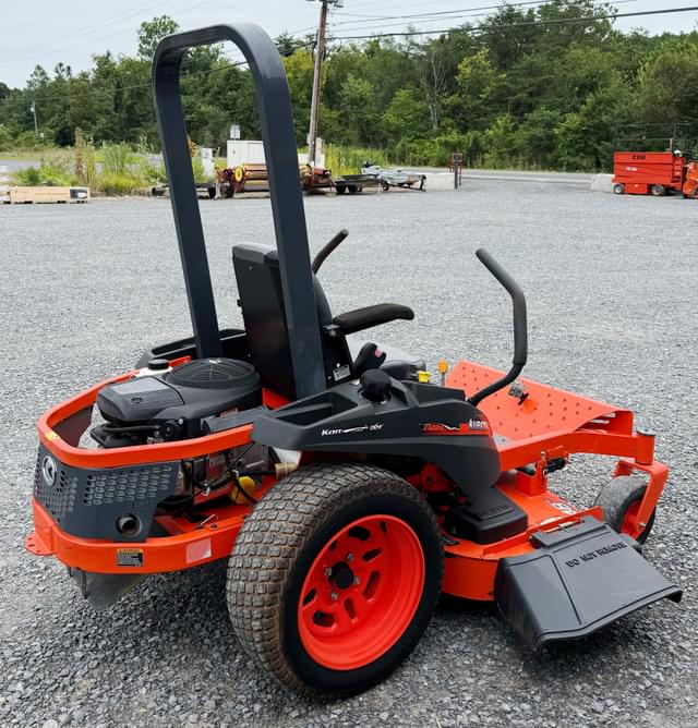 Image of Kubota Z122E equipment image 1