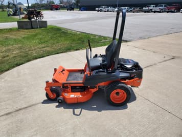 Main image Kubota Z122R