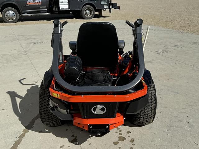 Image of Kubota Z724 equipment image 3