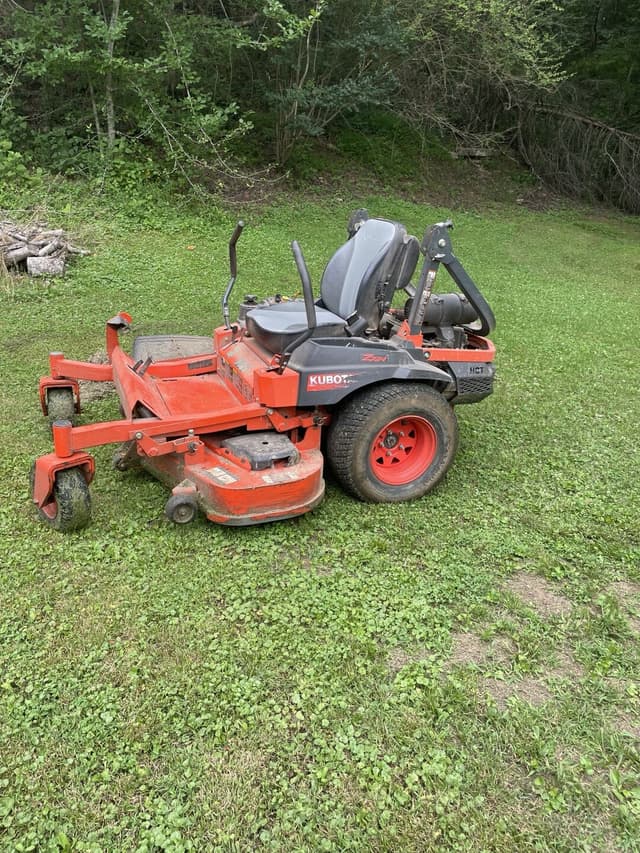 Image of Kubota Z724 equipment image 3