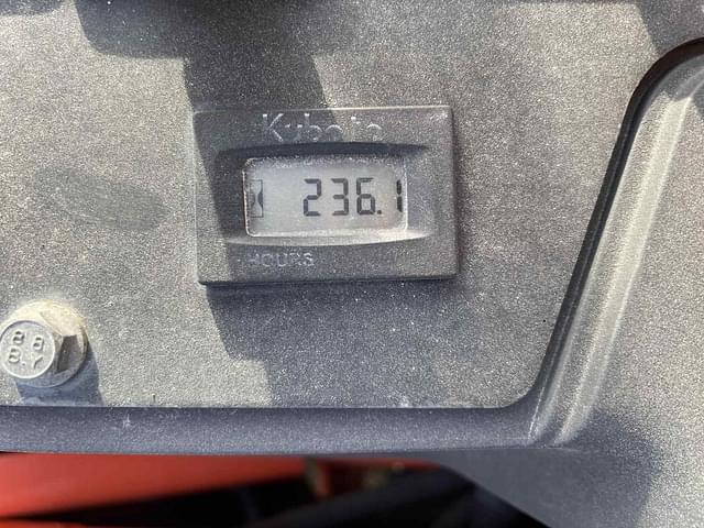 Image of Kubota Z724XKW equipment image 4