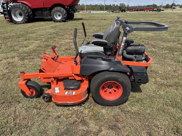 Image of Kubota Z724XKW equipment image 3