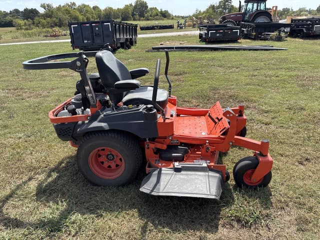 Image of Kubota Z724XKW equipment image 1