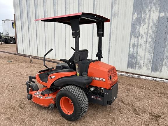 Image of Kubota ZD323 equipment image 3