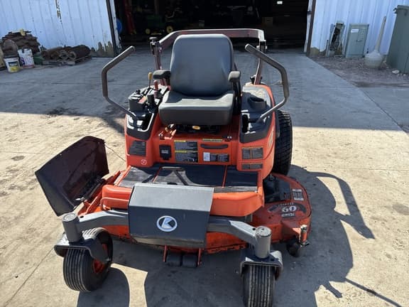 Image of Kubota ZD326 equipment image 2