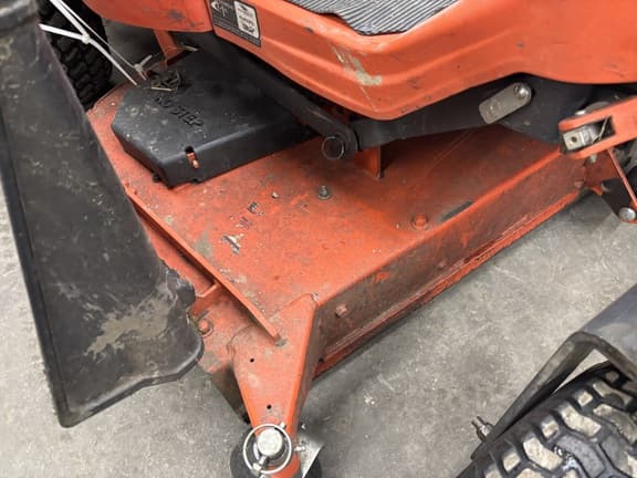 Image of Kubota ZD326 equipment image 3