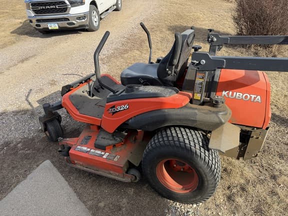 Image of Kubota ZD326 equipment image 4