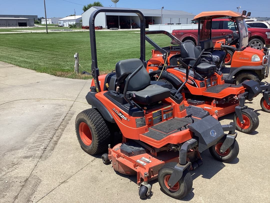 Image of Kubota ZD326S Primary image
