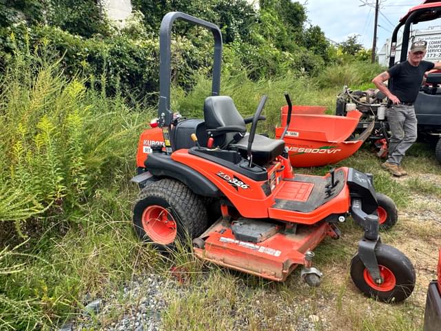 Image of Kubota ZD326 equipment image 3
