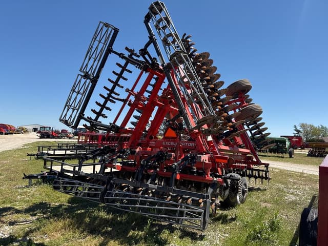 Image of Kuhn Krause Excelerator 8000 equipment image 3