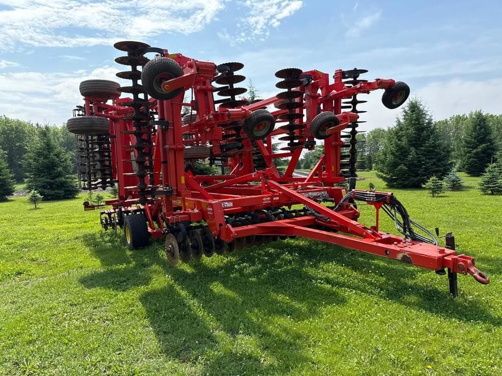 2015 Kuhn Krause 8000-40 Equipment Image0