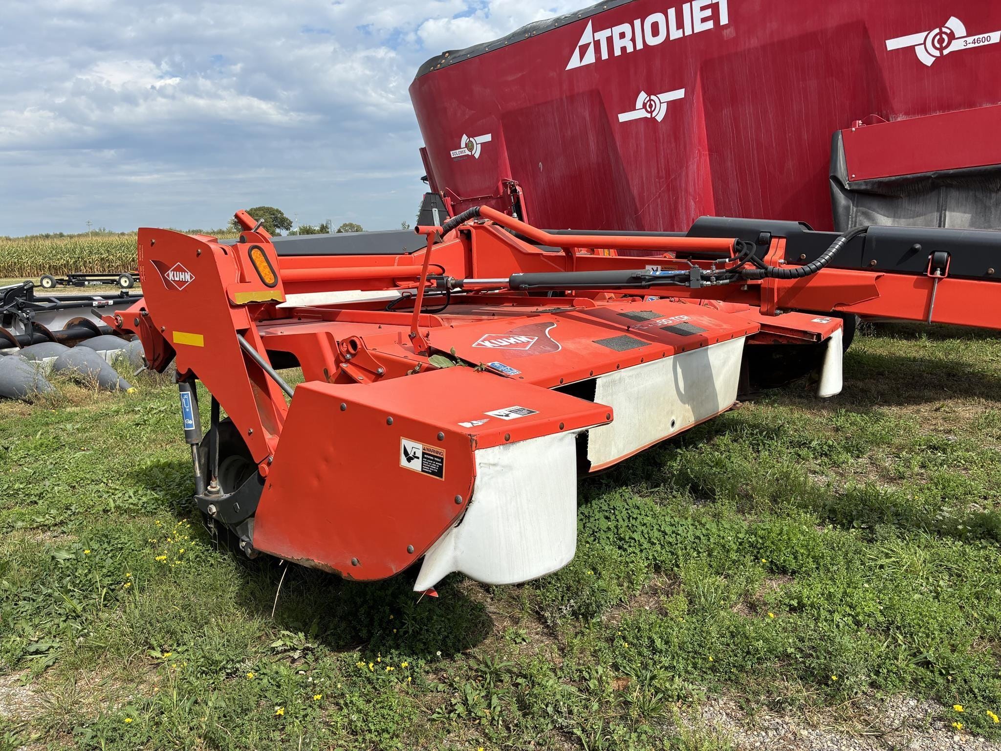 2015 Kuhn FC4060TCR Equipment Image0