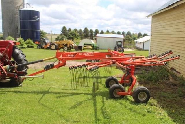Image of Kuhn GA4220TH equipment image 1