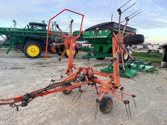 2015 Kuhn GF5202THA Equipment Image0