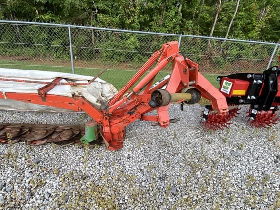 Image of Kuhn GMD800 equipment image 3