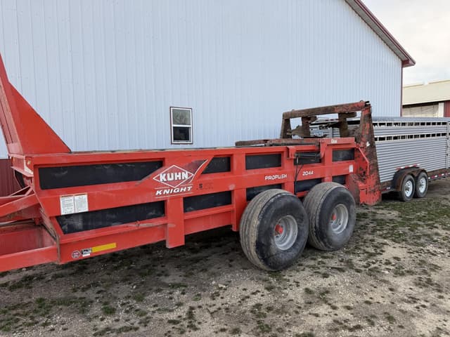 Image of Kuhn Knight 2044 equipment image 1