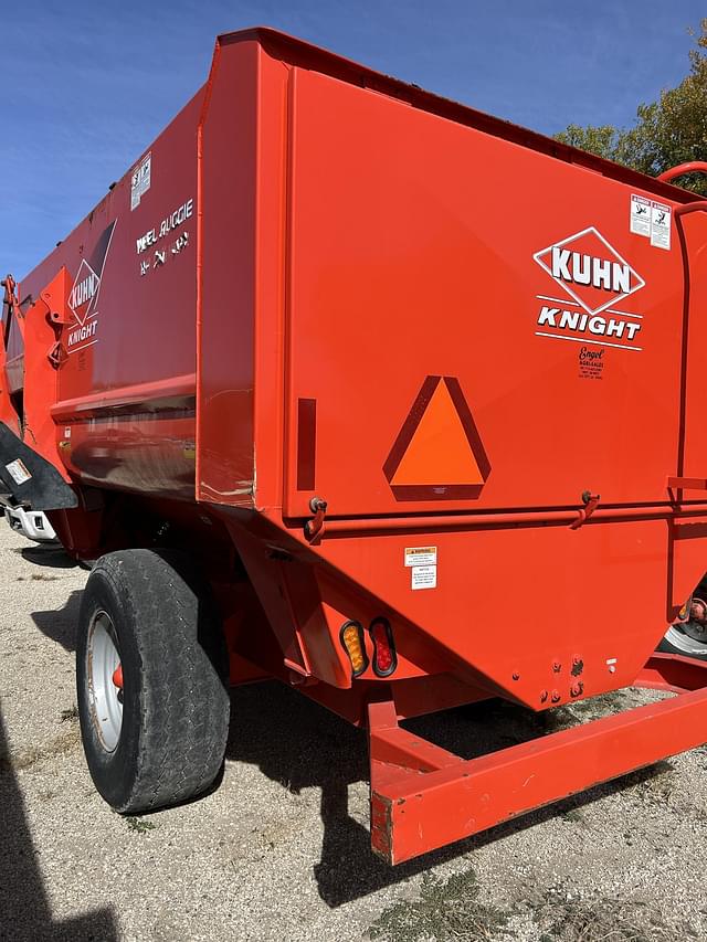 Image of Kuhn Knight RA136 equipment image 2