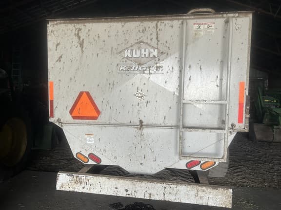 Image of Kuhn Knight RC270 equipment image 1