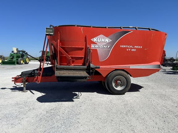Image of Kuhn Knight VT180 equipment image 1