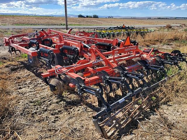 Image of Kuhn Krause Dominator 4855 equipment image 4