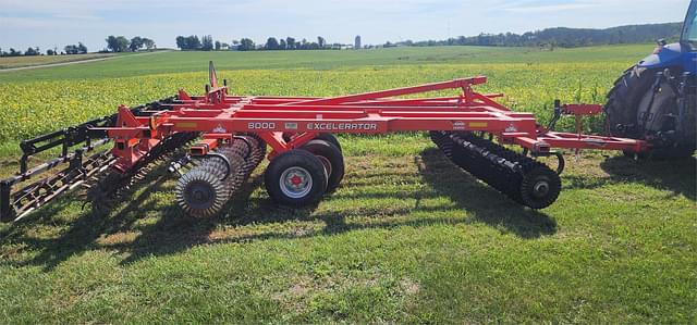 Image of Kuhn Krause Excelerator 8000 equipment image 1