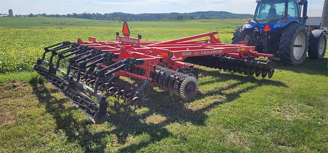 Image of Kuhn Krause Excelerator 8000 equipment image 2