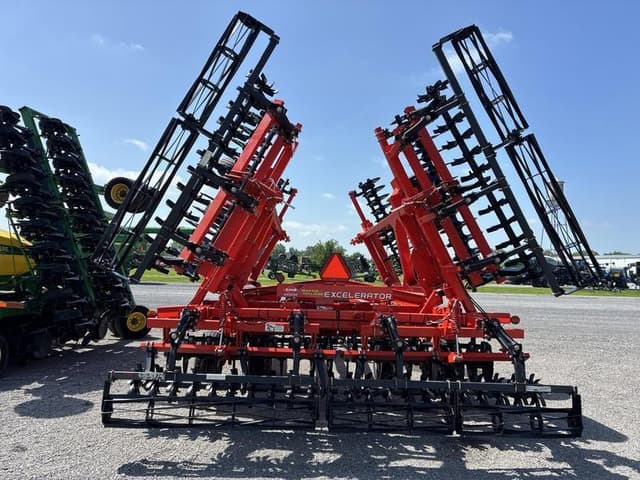 Image of Kuhn Krause 8000-30 equipment image 4