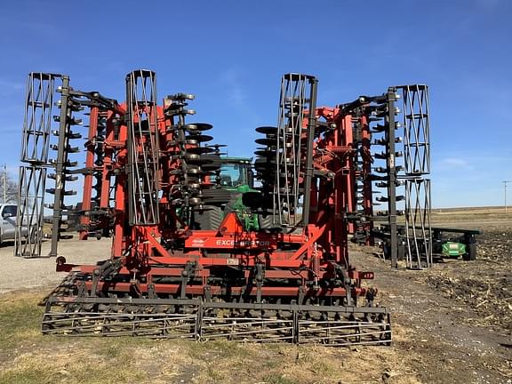 Image of Kuhn Krause Excelerator 8000 equipment image 2