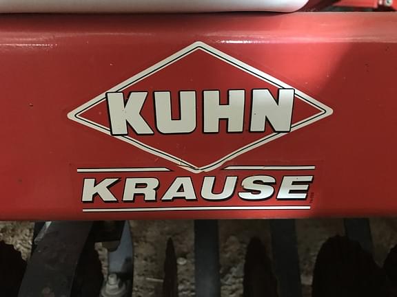 Image of Kuhn Krause Excelerator 8000 equipment image 3