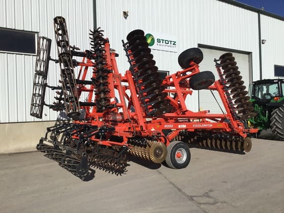 Image of Kuhn Krause Excelerator 8000 equipment image 4
