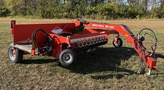 Image of Kuhn Merge-Maxx MM300 Primary image