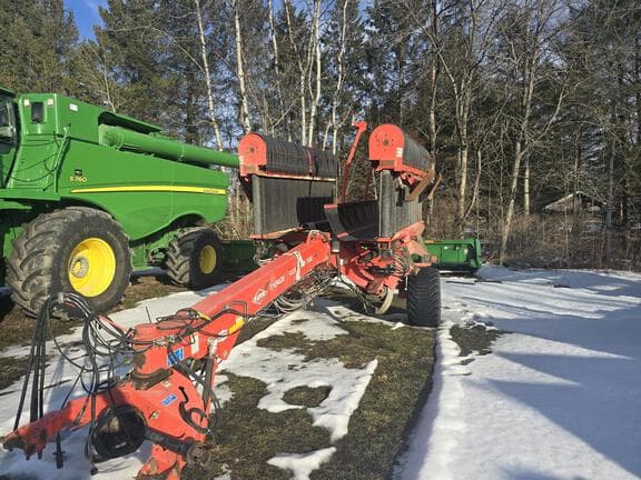 Image of Kuhn Merge-Maxx MM700 equipment image 3