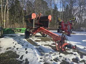 2015 Kuhn Merge-Maxx MM700 Image